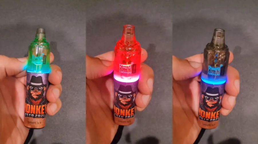 RandM Tornado 7000 Puffs Vape - Limonade de pastèque aux fraises : Une explosion de saveurs pour la scène française du vapotage